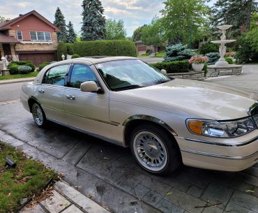 Lincoln Town Car 1998